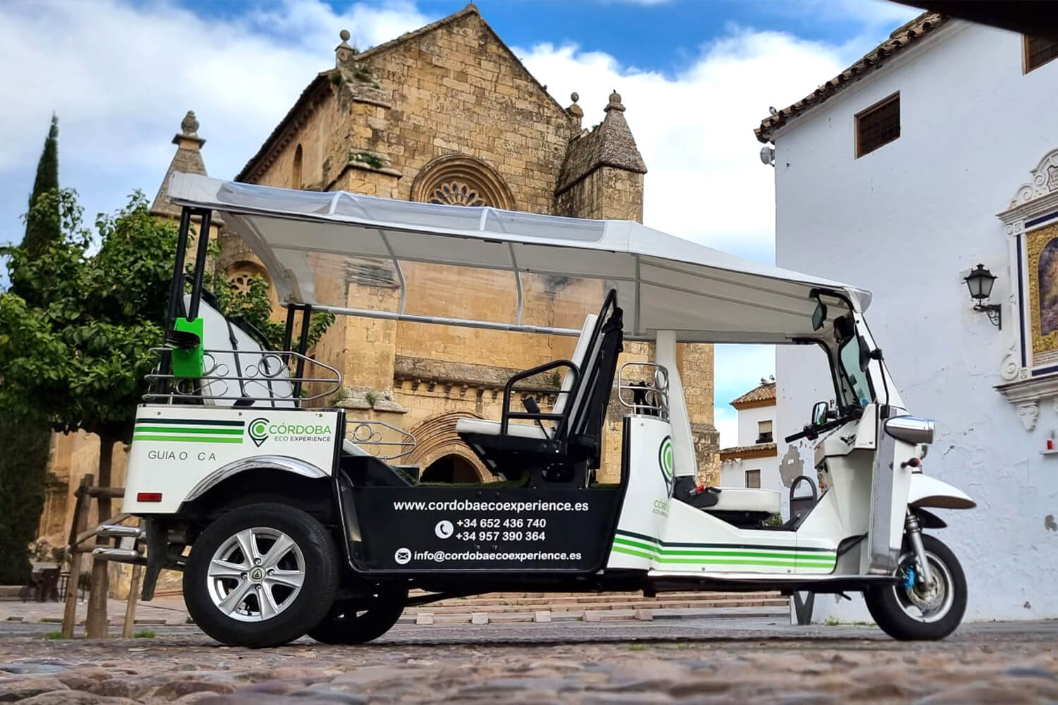 Ruta en Tuk Tuk por Córdoba para despedidas